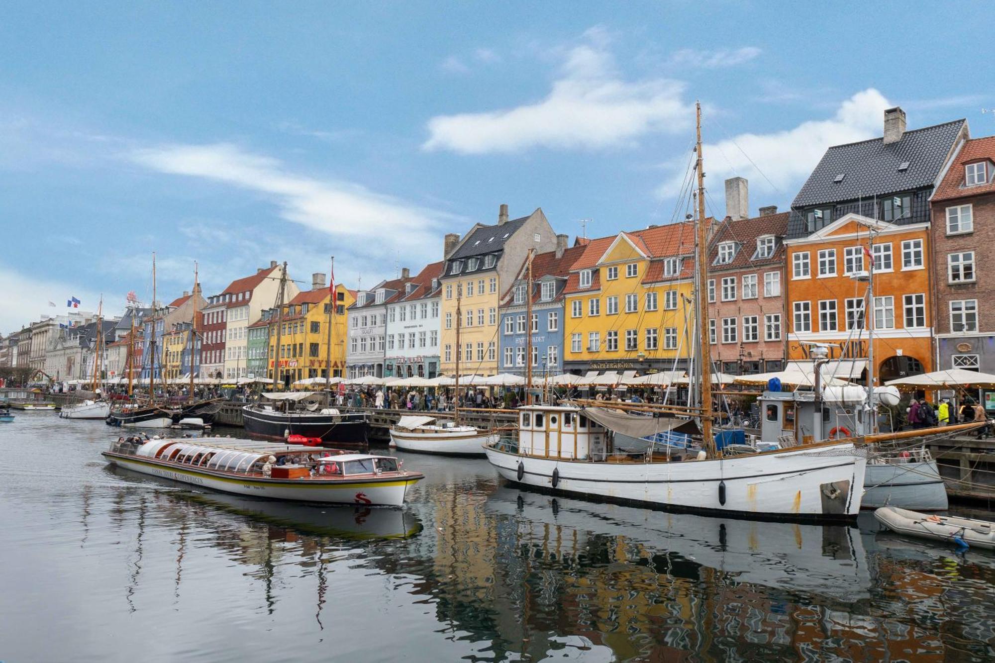Chic In Vibrant Area By Canals * København