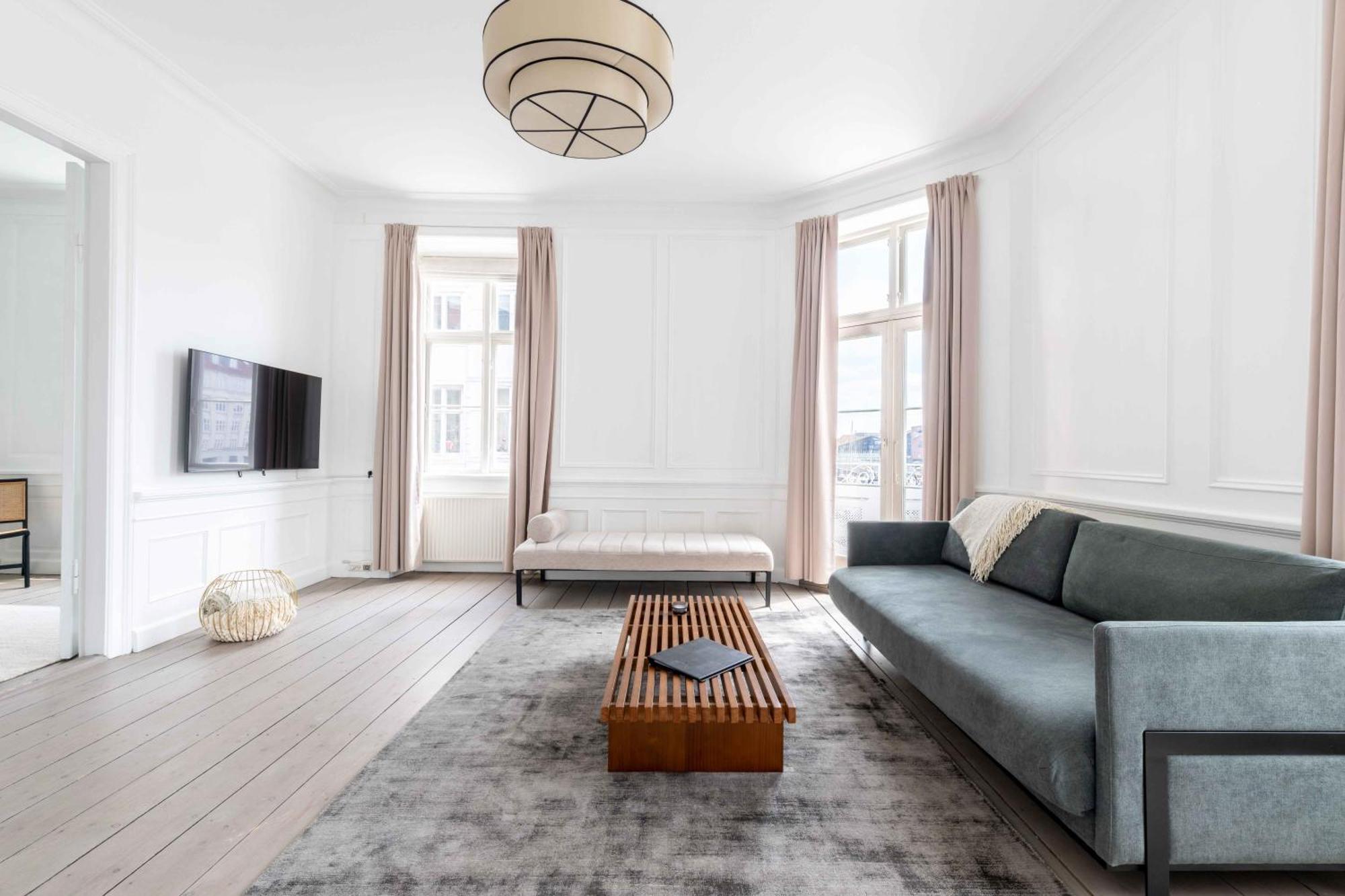 Chic In Vibrant Area By Canals Lejlighed